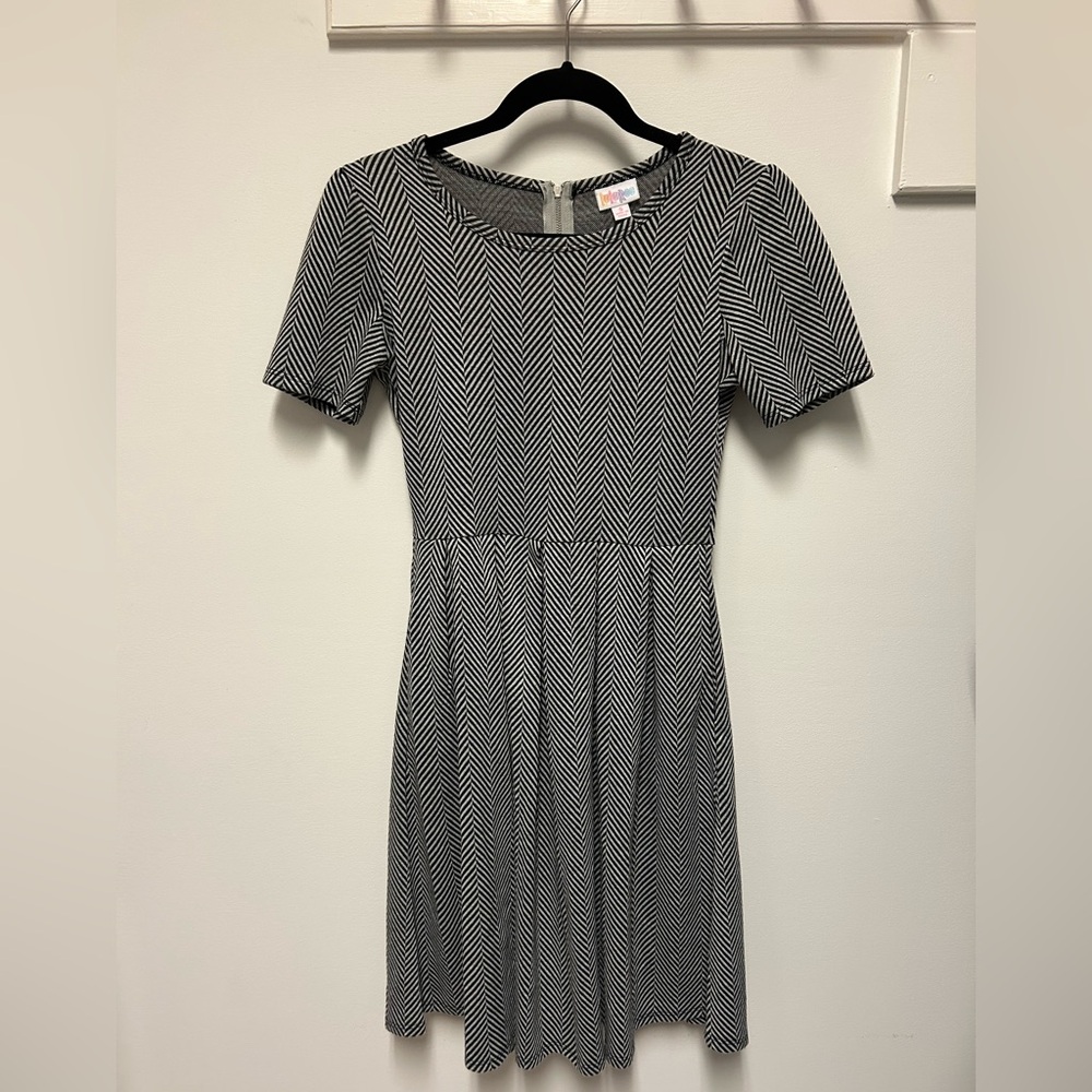 LuLaRoe Amelia black and gray herringbone dress